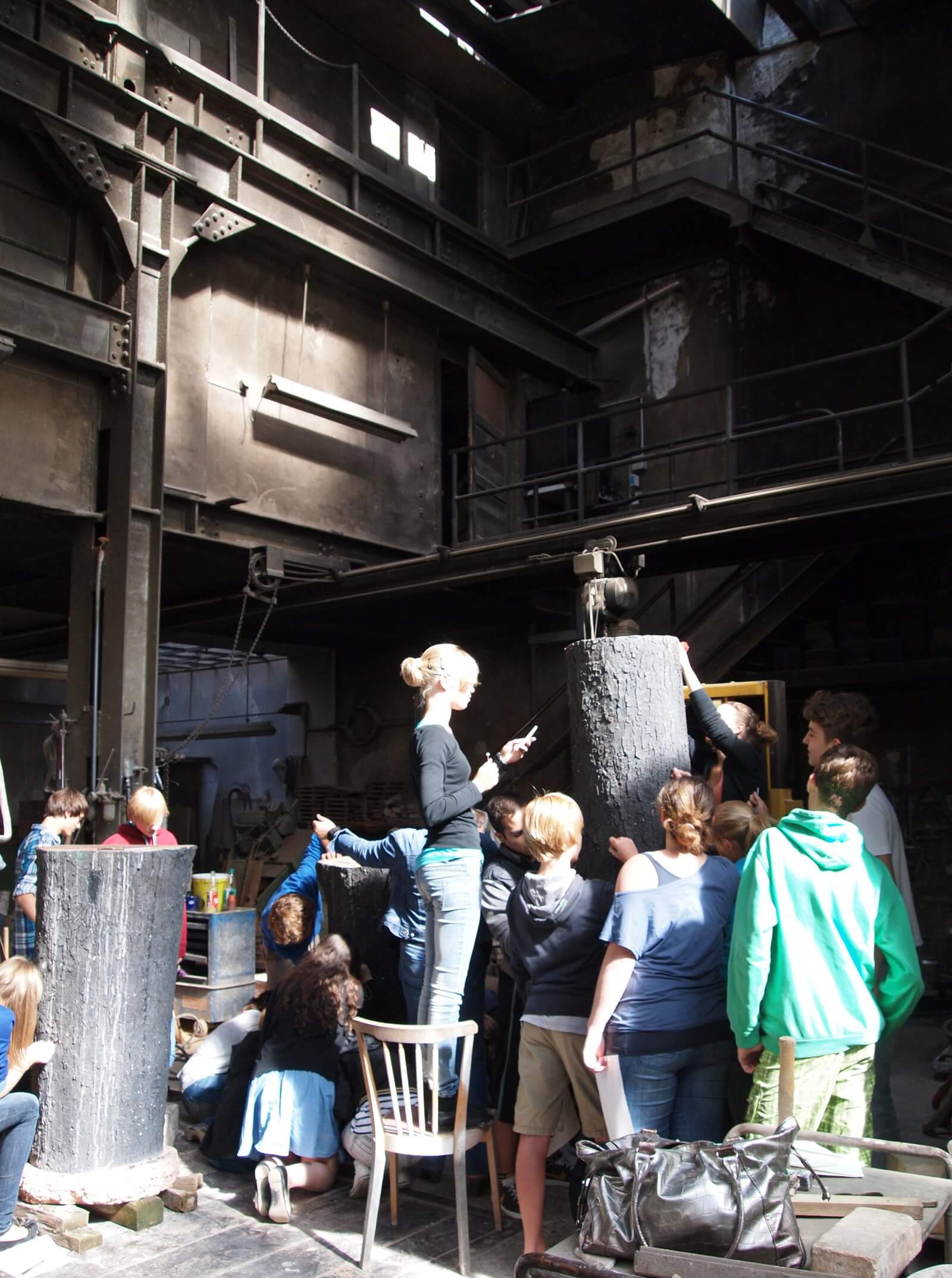 Es War Einmal Ein Baum Wilhelm Hausenstein Gymnasium 2013 Tim Bennett 05